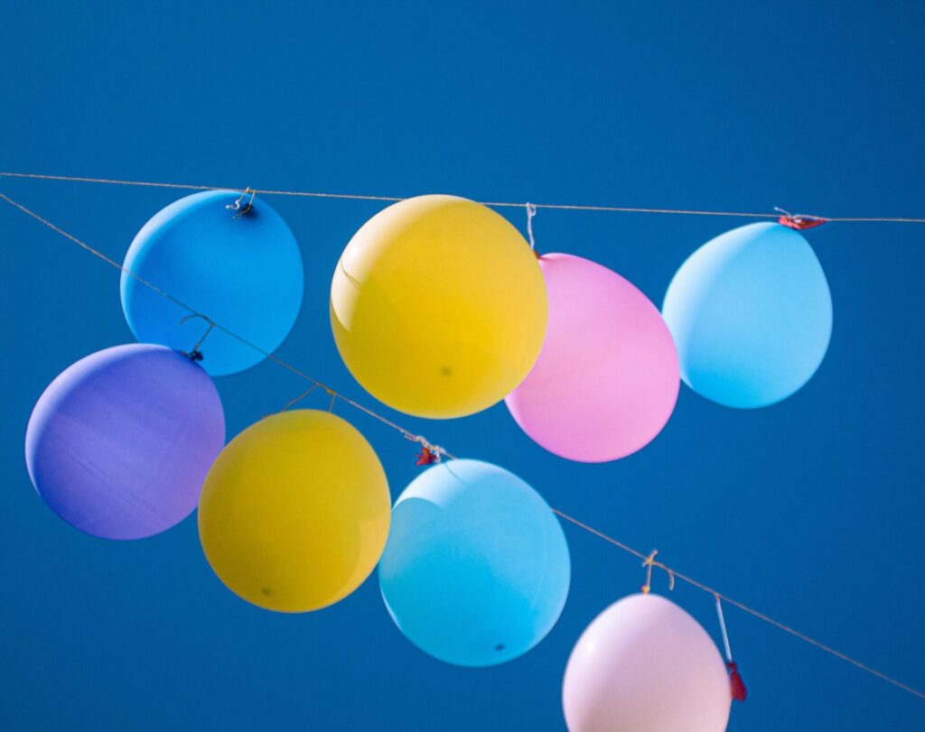Kostenloses Stock Foto zu @draussen, außendekoration, ballons